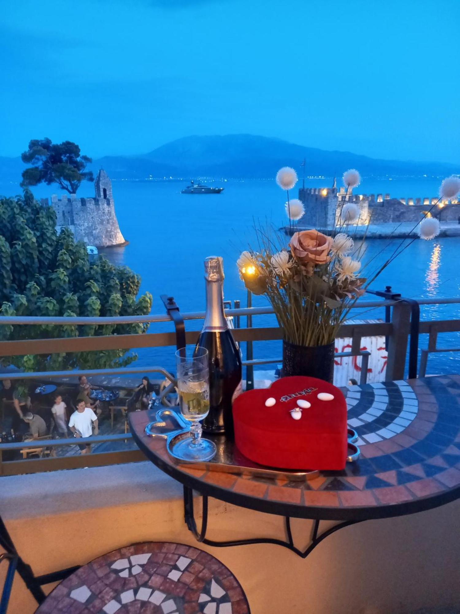 Casa Da Sogno Elegant Studio นาฟปาคตอส ภายนอก รูปภาพ