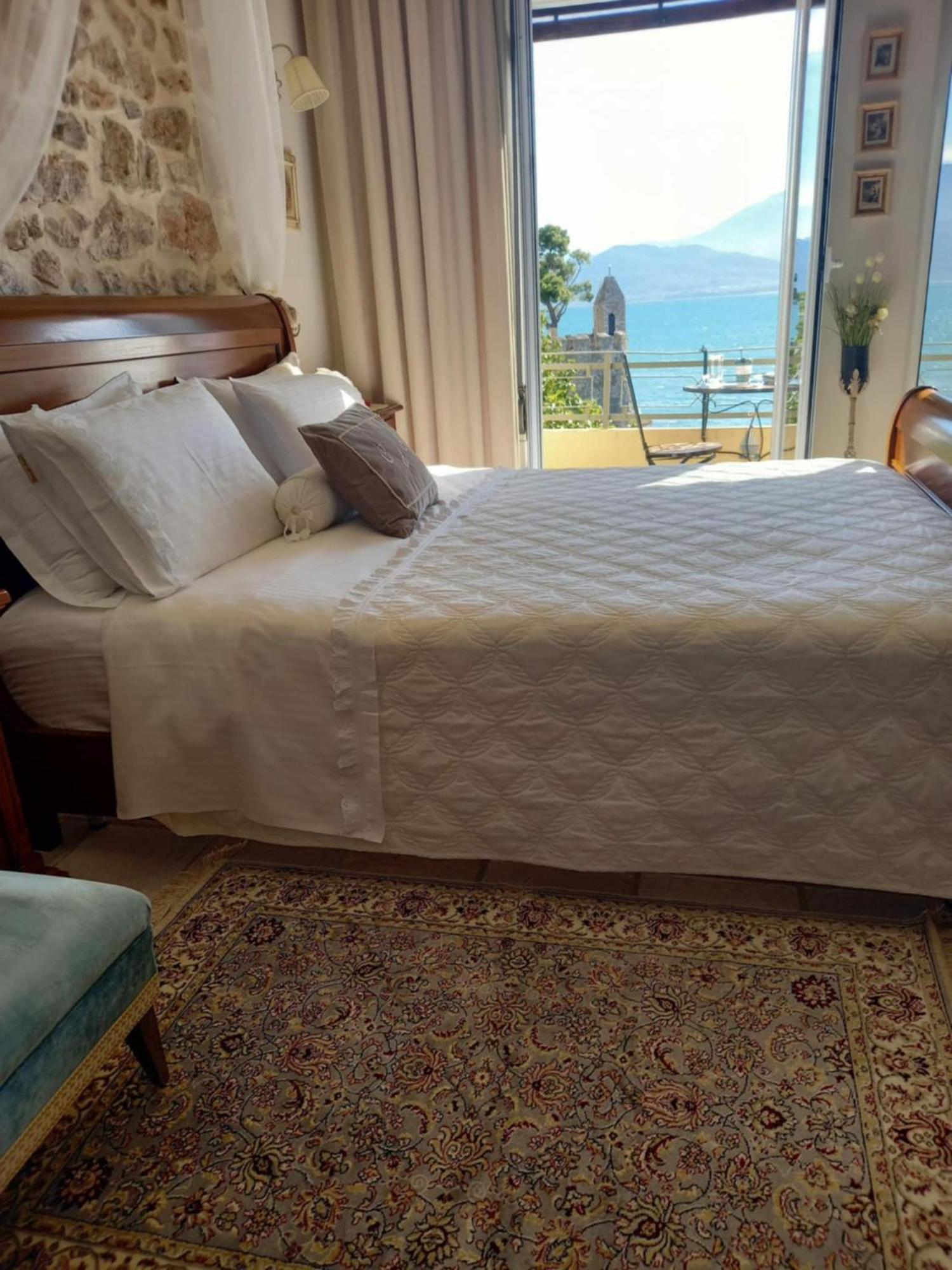 Casa Da Sogno Elegant Studio นาฟปาคตอส ภายนอก รูปภาพ